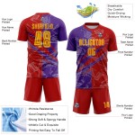 Benutzerdefinierte Graffiti Muster Gelb Rot-Lila Scratch Sublimation Fußball Uniform Jersey Benutzerdefinierte Graffiti Muster Gelb Rot-Lila Scratch Sublimation Fußball Uniform Jersey