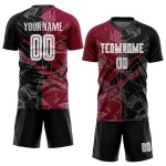 Benutzerdefiniertes Graffiti-Muster Schwarz-Kastanienbraun Scratch Sublimation Fußballuniform Trikot Benutzerdefiniertes Graffiti-Muster Schwarz-Kastanienbraun Scratch Sublimation Fußballuniform Trikot